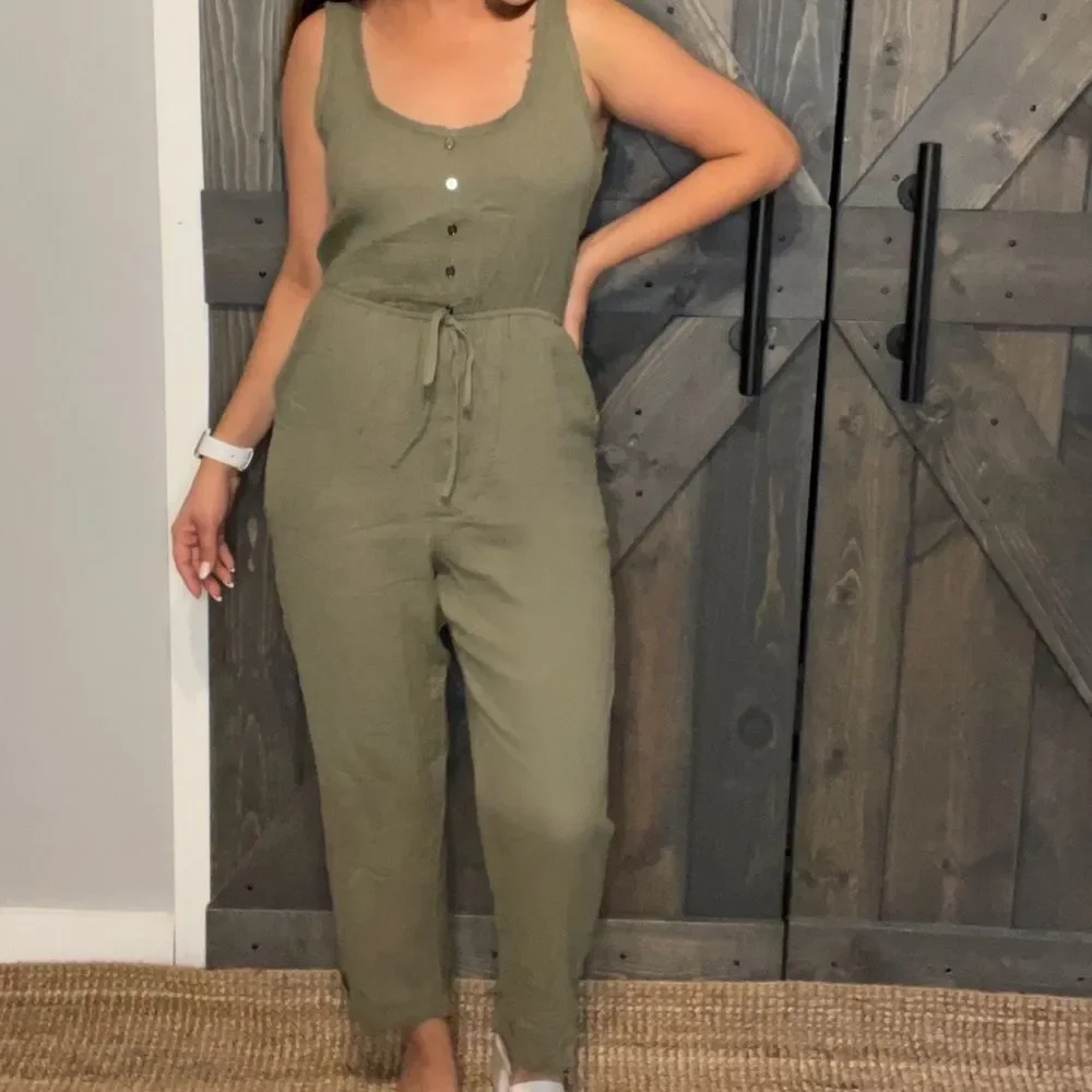 Jumpsuit  - Picture 2 of 7